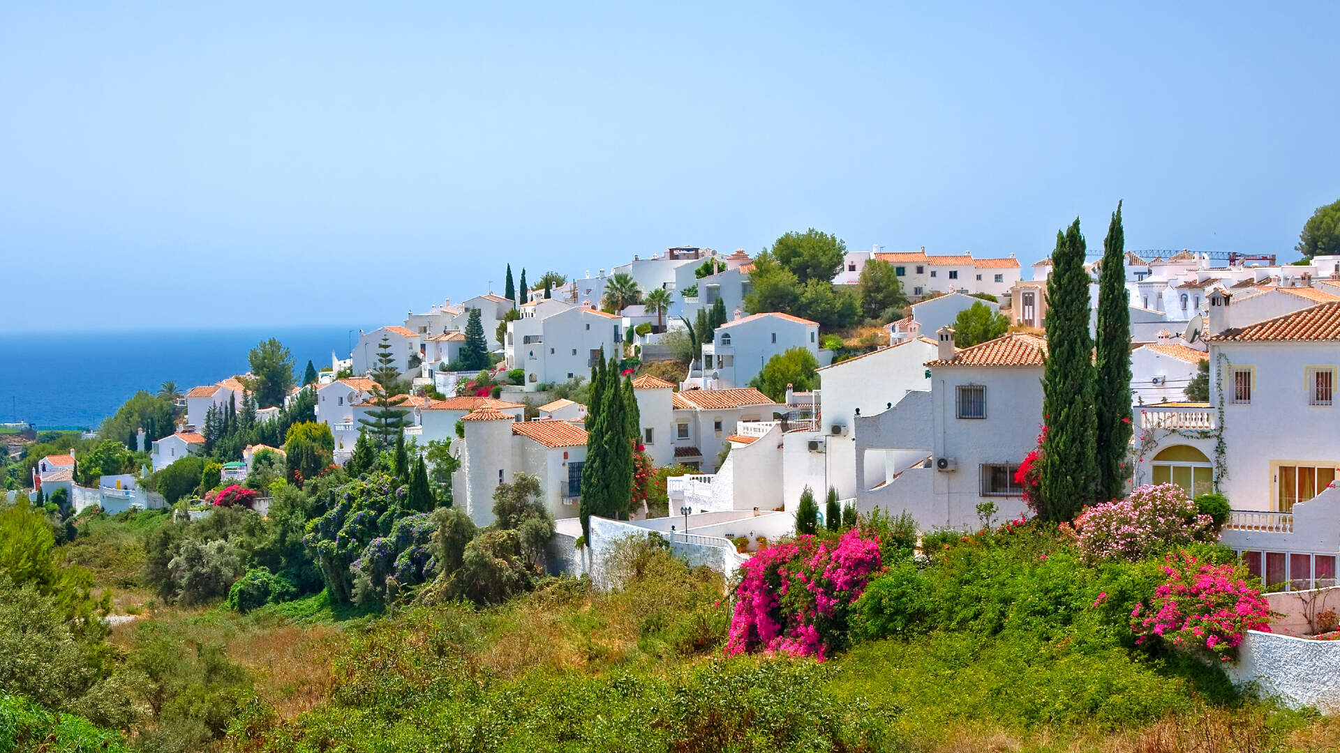 Dorp in de heuvels in Andalusië